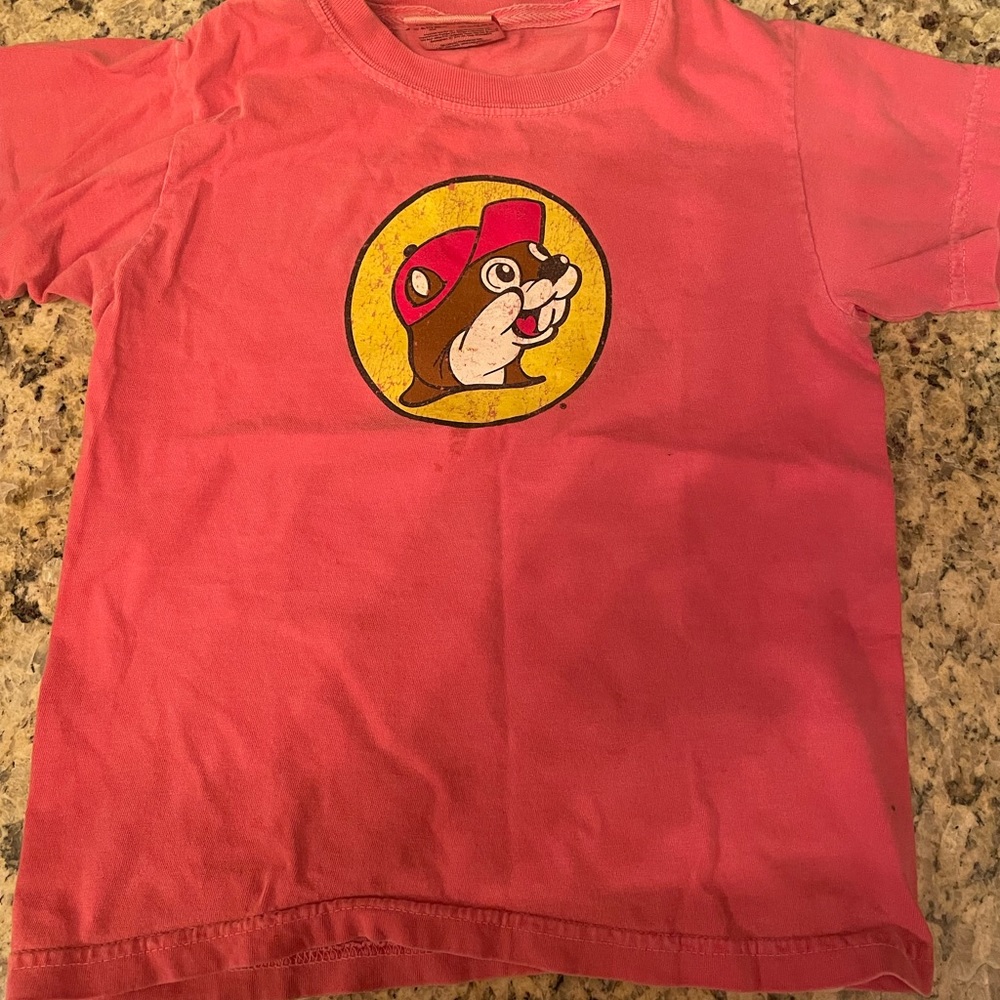 Kids XS bucees shirt